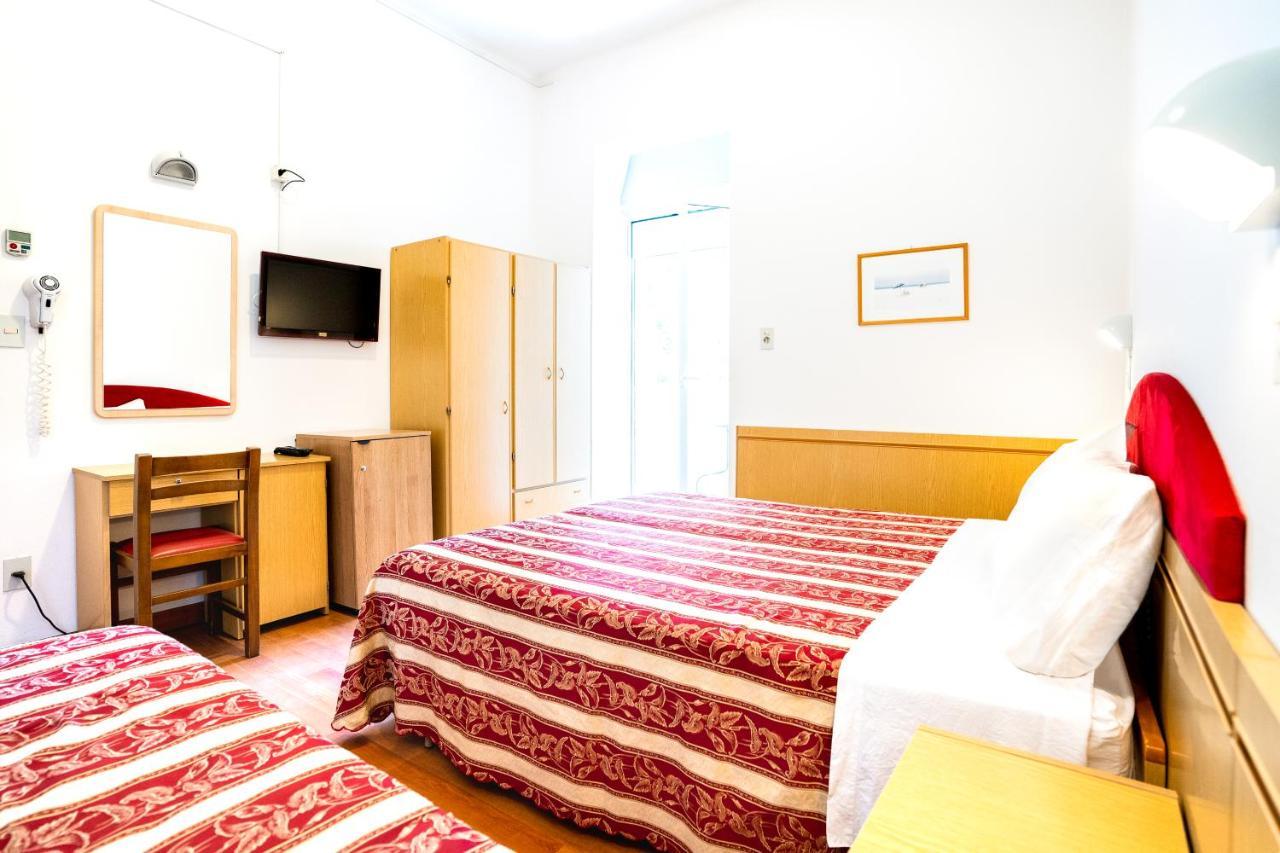 Hotel Angelus Ρίμινι Εξωτερικό φωτογραφία
