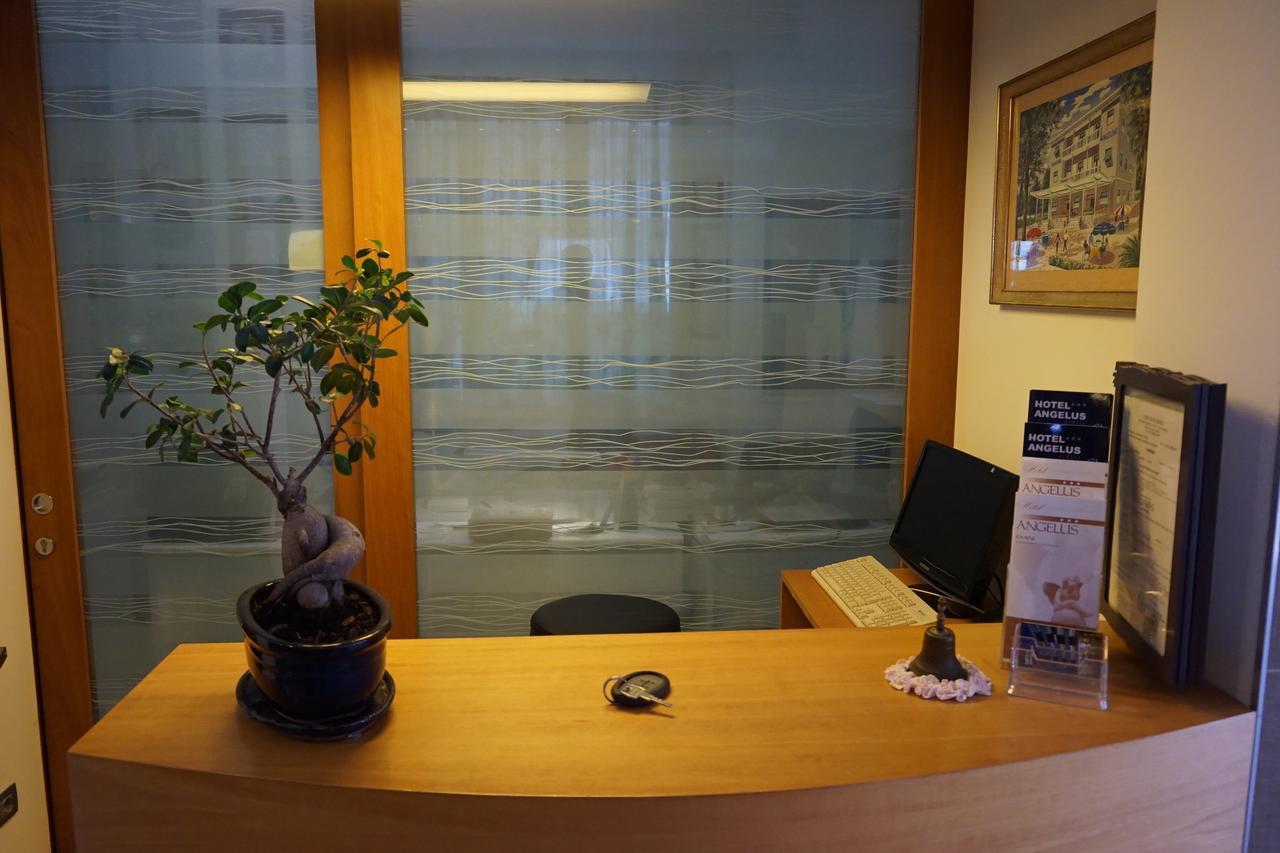 Hotel Angelus Ρίμινι Εξωτερικό φωτογραφία