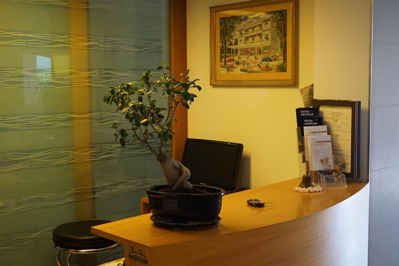 Hotel Angelus Ρίμινι Εξωτερικό φωτογραφία