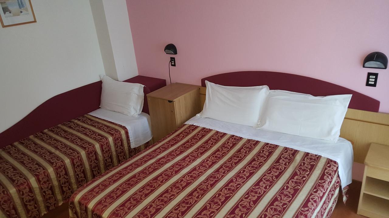 Hotel Angelus Ρίμινι Εξωτερικό φωτογραφία